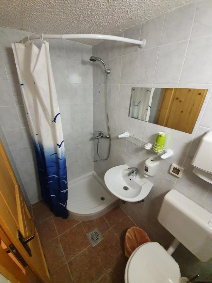 Hotel Pr' Florjan Cerklje na Gorenjskem Exteriér fotografie